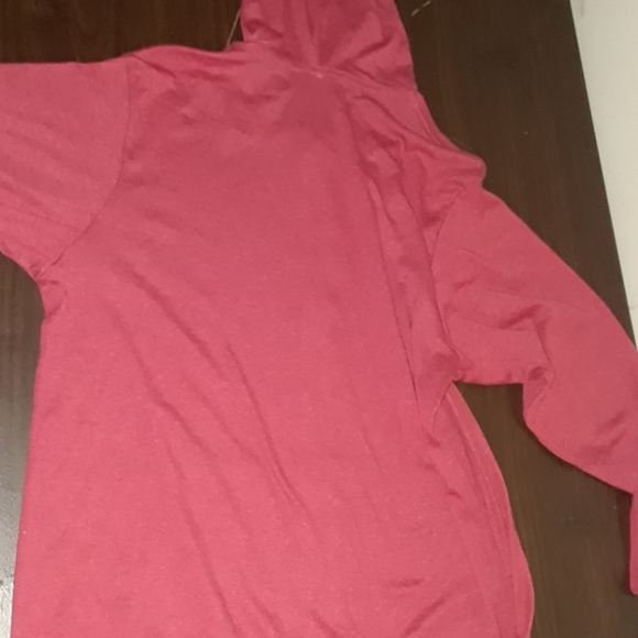 Red sweater - Picture 3 of 4